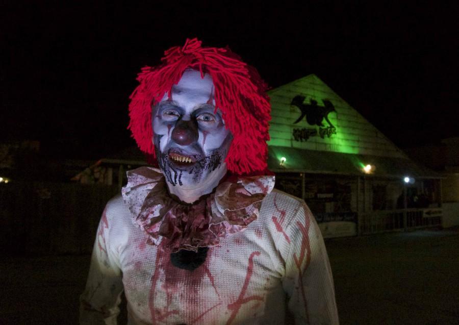 Must-See Haunted Houses
