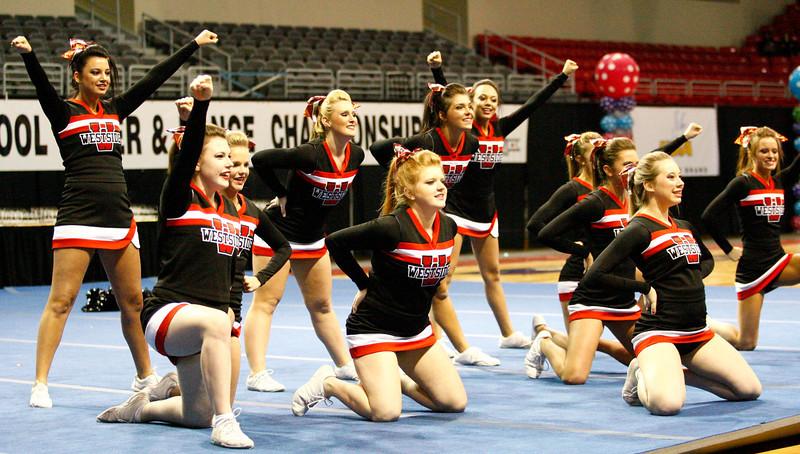 VIDEO%3A+Cheer+Squad+Works+to+Earn+Higher+Title+at+State