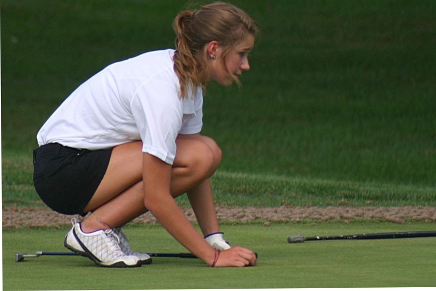 Girls golf team heads to state tournament with driving ambition