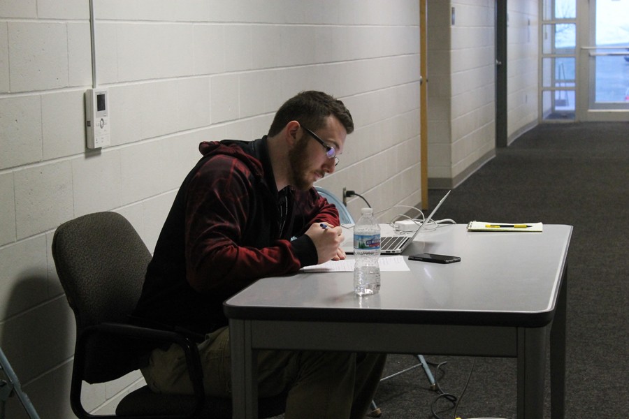 Hallway supervisor exodus causes waves of personal conflicts