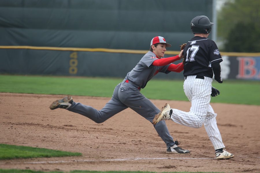 Baseball team begins mental preparation with "Leadership Wednesdays"
