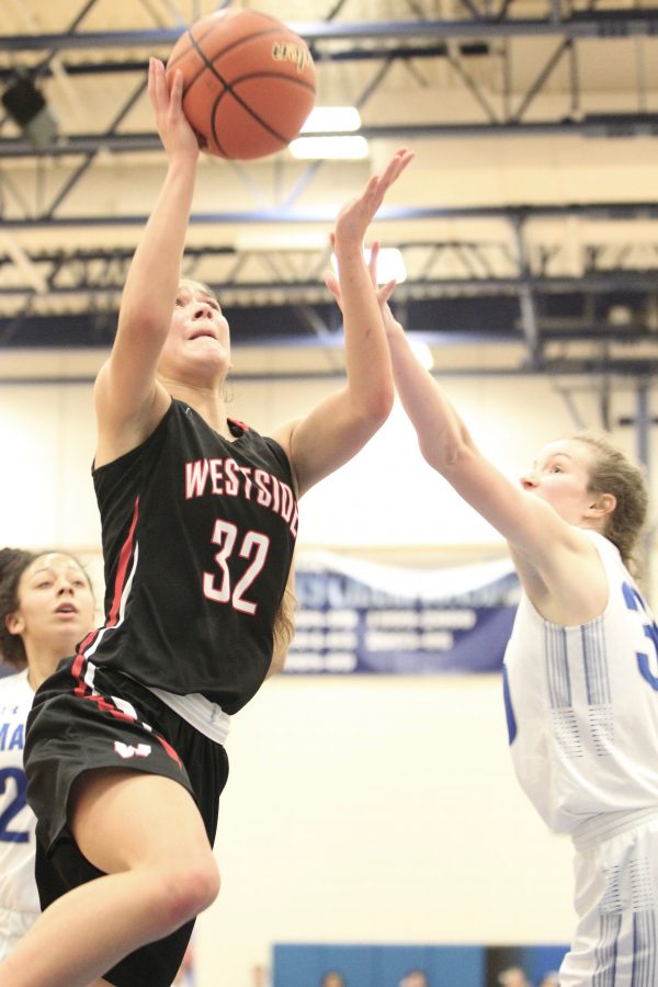 Westside Girls Basketball to Travel to See Monarchs Friday