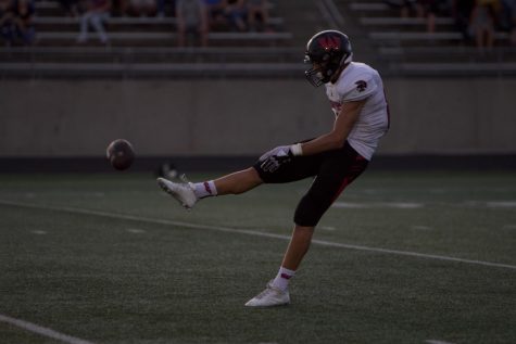 Preview: Warriors, Knights Set for Week Three Matchup