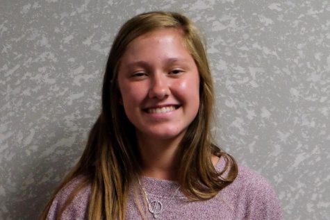 Photo of Ellie Anglim