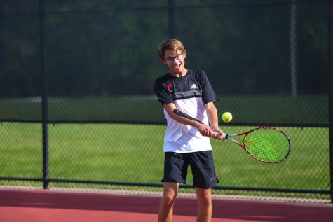 Westside Boys Tennis Hosts Invite