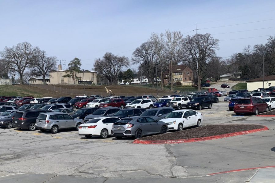 In an email to students on Thursday, March 18, Assistant Principal Tola Dada announced that students are no longer allowed to sit in their car during an open mod.