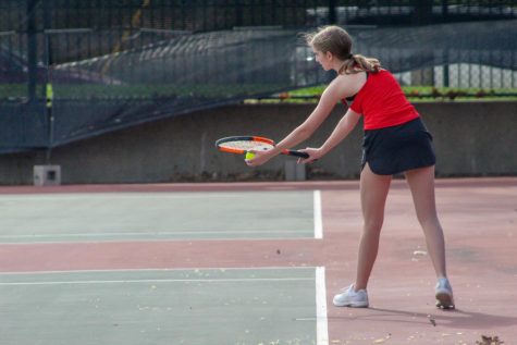 Girls Tennis Back After Missing the 2020 Season