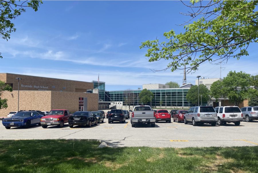 Photo+of+the+staff+parking+lot%2C+curtesy+of+staff+writer+Aubrey+LeClair.+