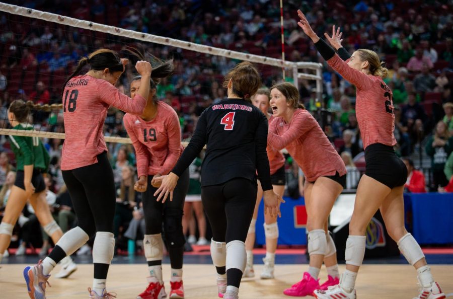 PHOTO GALLERY: State Volleyball vs. Gretna