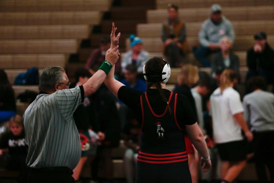 PHOTO+GALLERY%3A+Girls+Wrestling+vs+Underwood+and+Marian