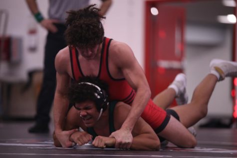 PHOTO GALLERY: Boys Wrestling vs. MW and PLHS