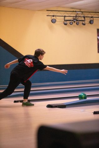 PHOTO GALLERY: Girl and Boys Bowling
