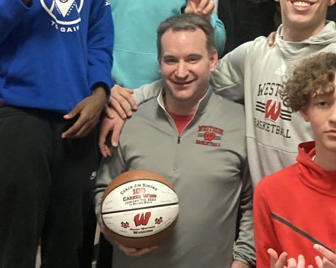 Coach Simons wins 100th game of his career