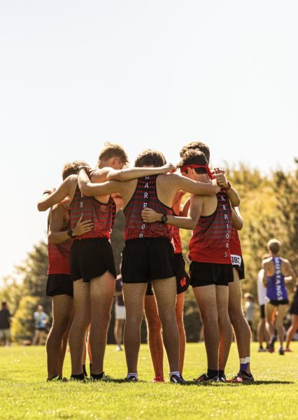 Boys Cross Country Team Plans to Build off of Last Year’s Success