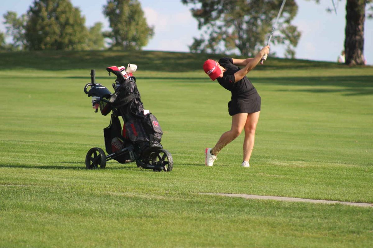 Girls Golf team wins Beatrice invite