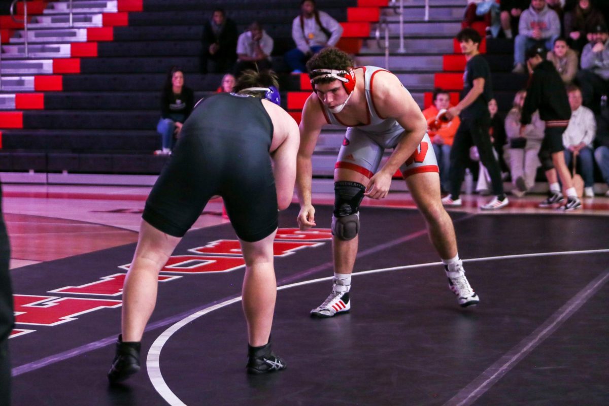 Boys Wrestling Team Prepare for State
