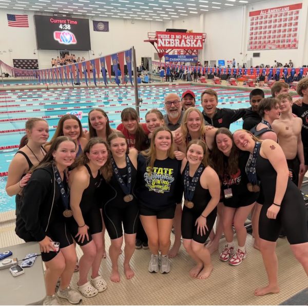 Girls Swim Season Recap