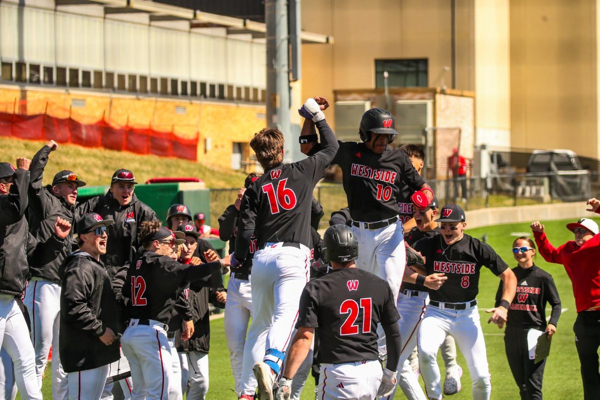Warrior Baseball Sets The Tone Early